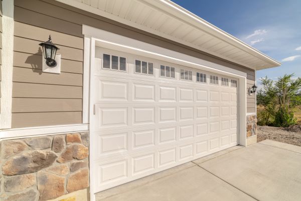 Cost of Garage Siding Repair in Redding