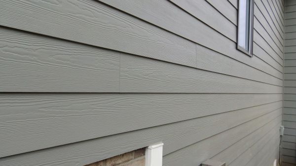 Cost of Dutch Lap Vinyl Siding Service in Redding