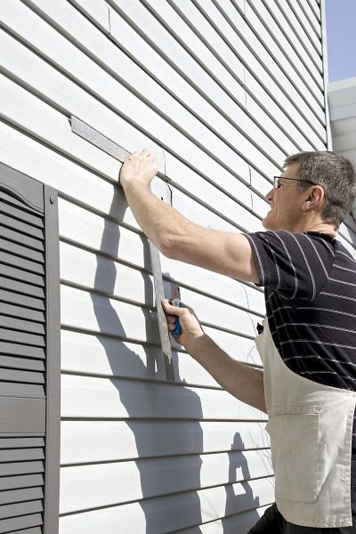 Cost of Vinyl Siding Service in Redding